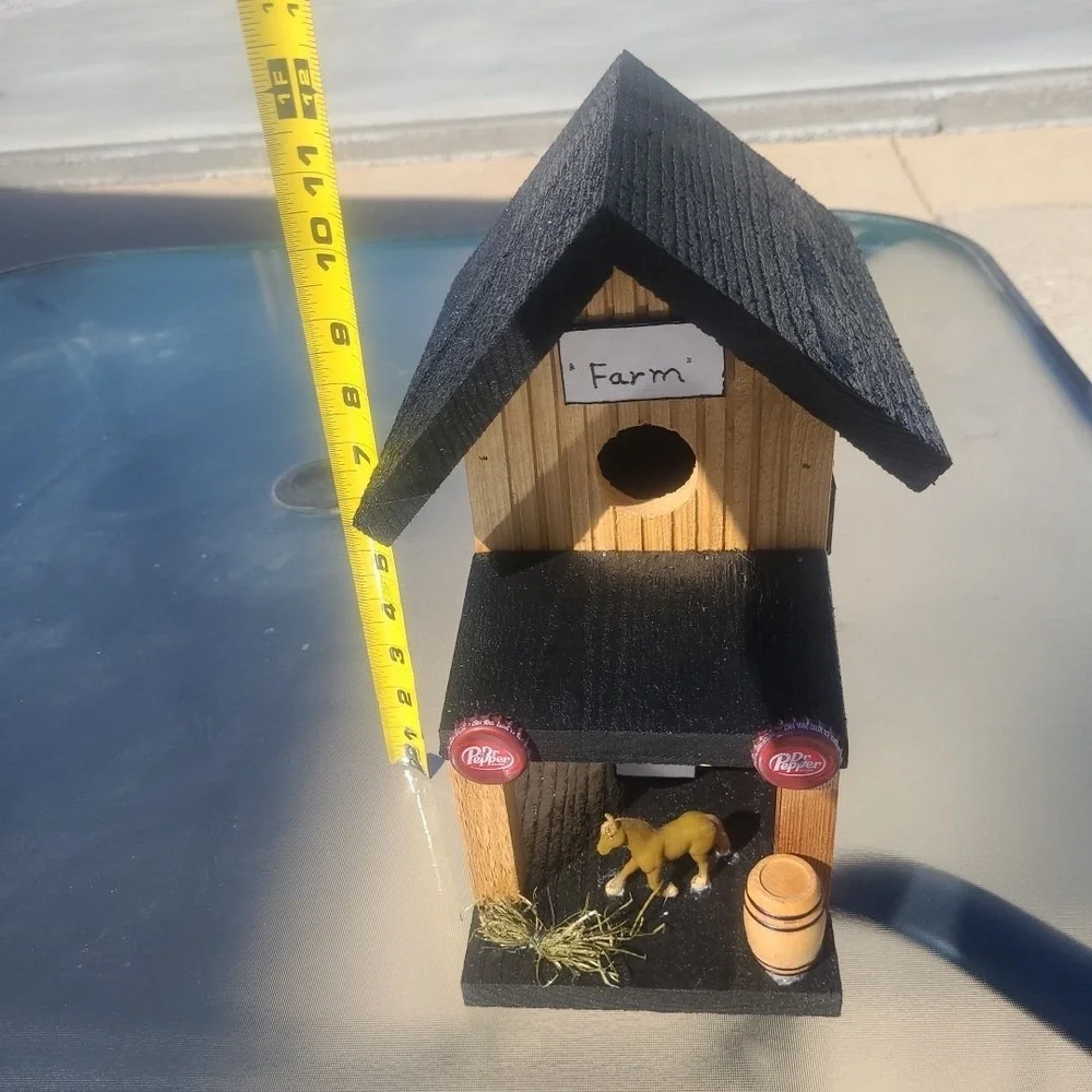Farm House Custom Made Brand New Bird House‎ Amazing Detail & Color 11' by 11'